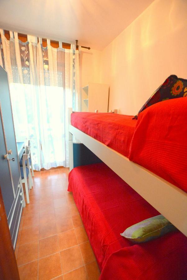 Lignano Nette Wohnung Naehe Am Meer Lignano Sabbiadoro Exterior foto